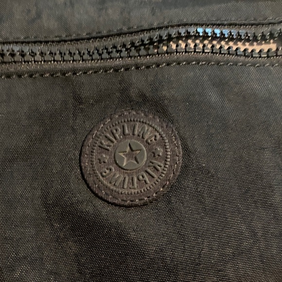 Stylish Black Crossbody Bag - Picture 6 of 6